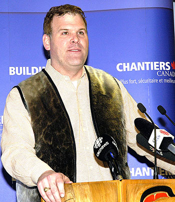 Transport Minister John Baird, seen here in an undated file photo, announced Feb. 26 that as of July 1, all ships greater that 300 tonnes of displacement making Arctic voyages, whether they be foreign or domestic, must register with the federal government. Any vessel carrying dangerous goods or potential pollutants also face mandatory registration. (FILE PHOTO)
