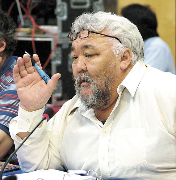 The serious side of  Jose Kusugak. At an annual meeting of Nuavut Tunngavik Inc. held Nov. 17, 2009 in Apex, Kusugak blasted the state of NTI's finances, calling tabled financial statements 