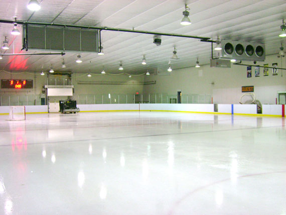 Puvirnituq was the second community in Nunavik to be fitted with eco-ice. The system works by pulling cold air from outside in, where evaporators stabilize the rink’s temperature and humidity. (PHOTO COURTESY OF BEAUDIN LEPROHON)