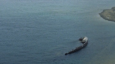A group opposed to a Norwegian company's plans to bring the Baymaud to Norway from its resting place in Cambridge Bay is now circulating a petition asking the federal government to keep the sunken hulk in Nunavut. (FILE PHOTO)