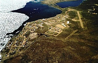 Aerial view of Deline, showing Great Bear Lake and Grey Goose lake. (HANDOUT PHOTO)