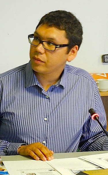 Kevin Kablutsiak, a former CBC-North broadcaster, now works for Inuit Tapiriit Kanatami in Ottawa, where he will spearhead the organization's talks on the standardization of the Inuit language. (PHOTO BY JANE GEORGE)
