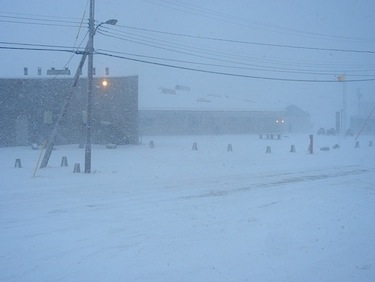 Snow blows around Oct. 10 in Cambridge Bay, prompting the Cambridge Bay hamlet council to talk about the fate of mixed-breed dogs during the winter. (PHOTO BY JANE GEORGE)