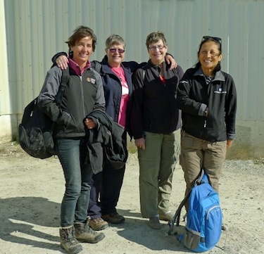 The veterinarians from Alberta who travelled to Cambridge Bay — from left to right, Dr. Susan Kutz, Connie Varnhagen, Dr. Lucy Levy and Dr. Audrey Remedios. (PHOTO COURTESY OF DIAMONDS IN THE RUFF)
