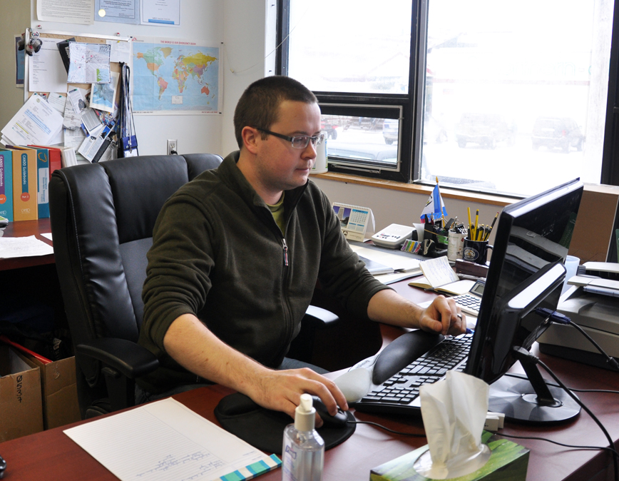 Keith Collier, Arviat’s economic development officer, says the hamlet is developing a welder’s trade readiness course for the new year. (PHOTO BY SARAH ROGERS)