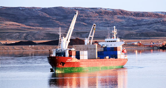 The NEAS vessel MV Avataq was featured on Discovery Channel’s reality show Mighty Ships Nov. 29. The show looked at how the NEAS crew prepares for the sealift season, a vital delivery service for Nunavik and Nunavut communities. Mighty Ships followed the Avataq on its journey from the port of Valleyfield, Quebec up the St. Lawence River, along the Labrador coast and into Ungava Bay, where the vessel navigated the narrow Koksoak before arriving in Kuujjuaq to deliver its goods. You can watch the episode at http://watch.discoverychannel.ca. (NEAS PHOTO) 