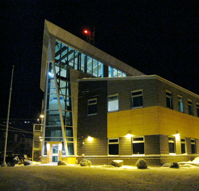 Iqaluit’s RCMP detachment started a vehicle stop program in late September that will continue into 2014. City councillors questioned the detachment’s practice of calling municipal enforcement officers to the scene of traffic violations to issue tickets instead of issuing tickets themselves. (PHOTO BY PETER VARGA)