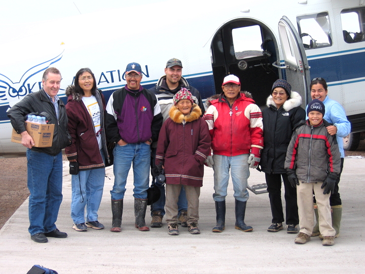 Baker Lake's Paula Kigjugalik Hughson, far right, flew over traditional lands west of Baker with family members in 2005 to document Inuit history and knowledge. From left: John Michael Hughson, Joan Qilluaq Killulark, Victor Ujumngat Killulark, Erik Amaruq Hughson, Hannah Taliruq Killulark, John Killulark, Betty Natsialuk Hughson and Moses Aliqtiksaq Killulark. (PHOTO COURTESY PAULA HUGHSON)