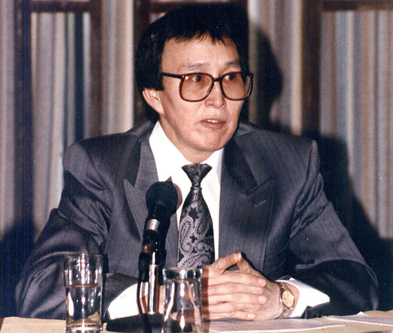 Bob Kadlun, in a file photo likely taken some time in 1990. (FILE PHOTO)