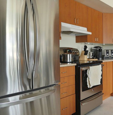 Here is Etok's new kitchen, equipped with stainless steel appliances. (PHOTO COURTESY OF PIVALLIANIQ) 