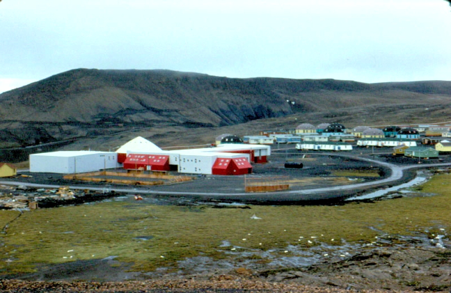 The Nanisivik mine site, pictured here in the 1970s, will now be studied for soil contamination. (FILE PHOTO)