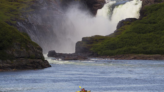 Tursujuq park, along the eastern shores of Hudson Bay, offers scenic views of Nastapoka Falls. The park, Quebec’s largest, attracted about 70 visitors between June and October 2015. (PHOTO BY BENJAMIN DY/NUNAVIK PARKS)