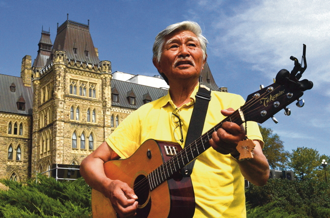 Etulu Aningmiuq prepares for a performance on Parliament Hill Sept. 10, 2015, in a celebration of life held to mark World Suicide Prevention Day. Aningmiuq died Feb. 15 in Iqaluit. (FILE PHOTO)