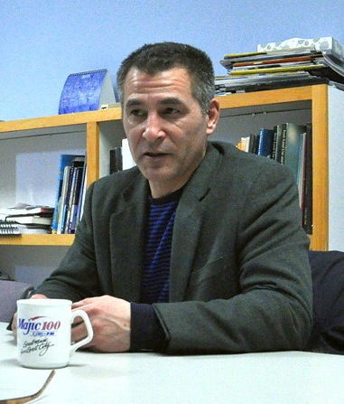 As federal minister for Fisheries and Oceans and the Canadian Coast Guard, Nunavut MP Hunter Tootoo, shown here in the Nunatsiaq News' Iqaluit office in March, oversaw a budget last year of $1.9 billion, 10,000 employees and 350 office locations across the country. Tootoo was in charge of many files, from approving marine harvesting quotas to supporting overseas trade in fish products and funding for Coast Guard infrastructure. (FILE PHOTO)
