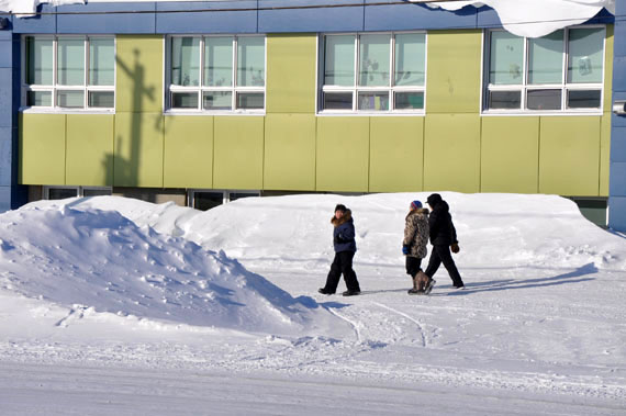 Kuujjuaq youth walk home from class at Jaanimmarik high school. Nunavik lost 11 youth to suicide in the first half of 2016. (FILE PHOTO)