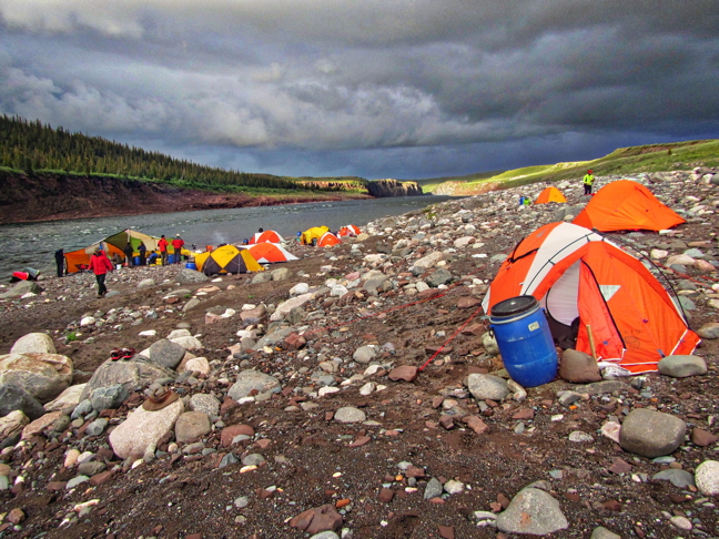 A team campsite along the route: if the theories of Rob Rainbird and Corentin Loron are correct, the Coppermine River, in Nunavut's Kitikmeot region, might hold evidence of some of Earth's oldest life forms. 