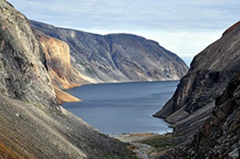 The sweeping fjords along Hudson Strait are some of the more dramatic scenery within Nunavik’s newest proposed park area, Iluiliq. (PHOTO COURTESY OF MFFP QUEBEC)