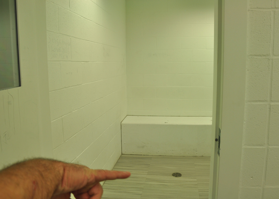 A correctional agent who works with Nunavik's circuit court shows one of the holding cells or 