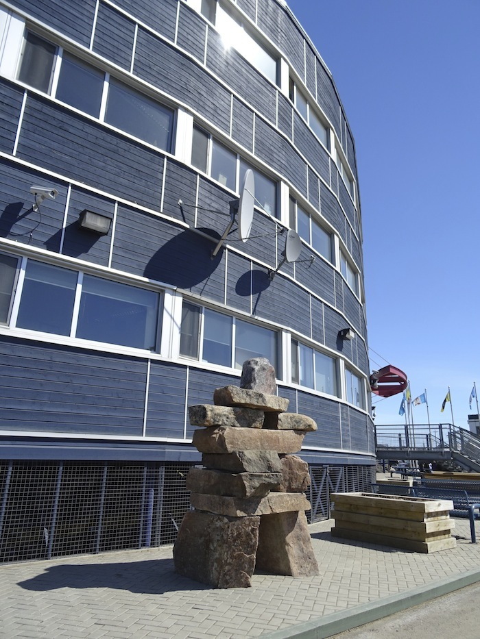 Tomorrow, MLAs and cabinet ministers get back to work at Nunavut's legislative assembly. (FILE PHOTO)